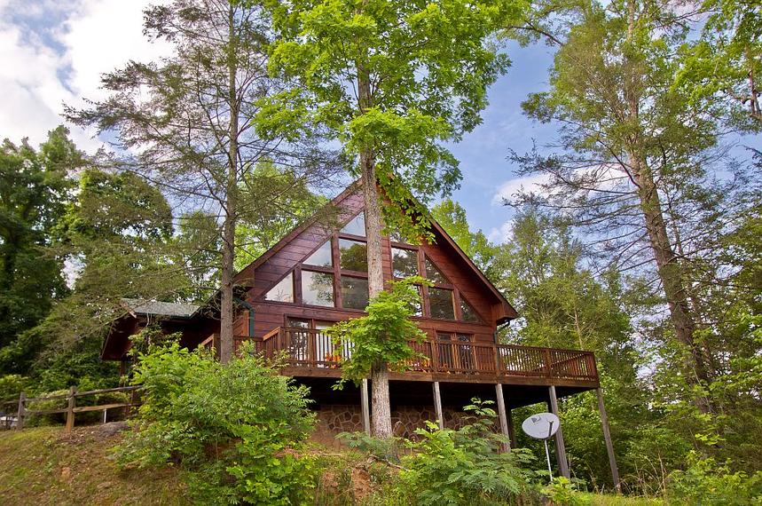 Amazing Views - View up to Deck - Gatlinburg Cabin Rentals